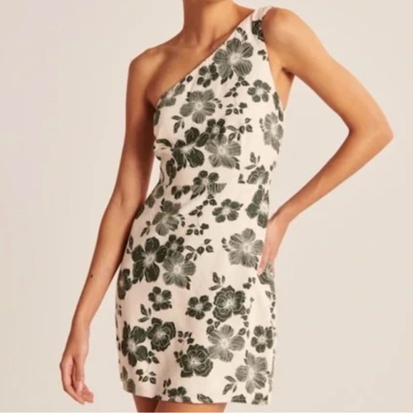 Abercrombie & Fitch Dresses & Skirts - NWT Abercrombie & Fitch Cream/Green Floral Linen Blend One Shoulder Mini Dress